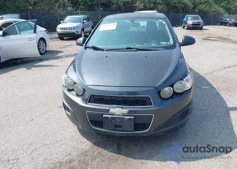 2016 Chevrolet Sonic Lt Auto из США, поврежденный, VIN 1G1JC5SBXG4166836